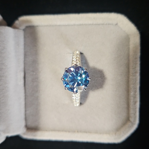 Blue Sapphire Moissanite Crown Of Petals Ring
